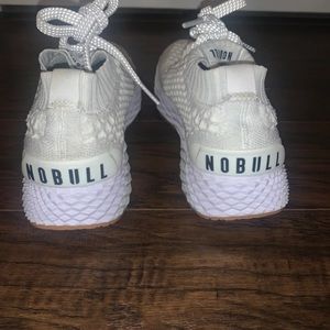 No Bull women's shoes size 8